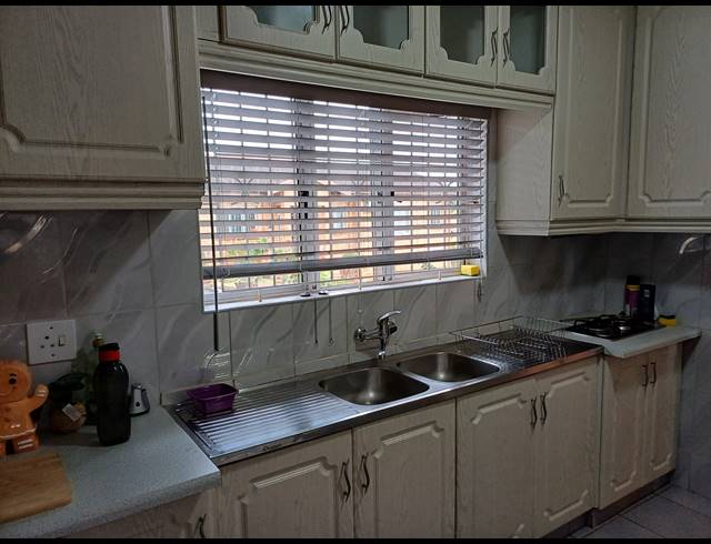 3 BEDROOM SIMPLEX FOR SALE IN HILLARY